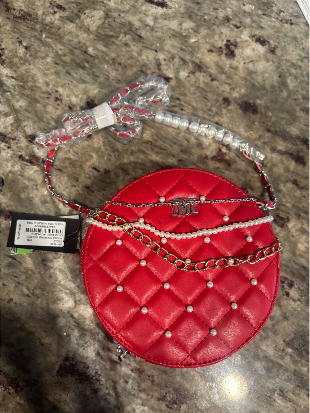 Badgley Mischka Round Diamond Quilted Crossbody w/ Pearls Bag- Red- NWT!